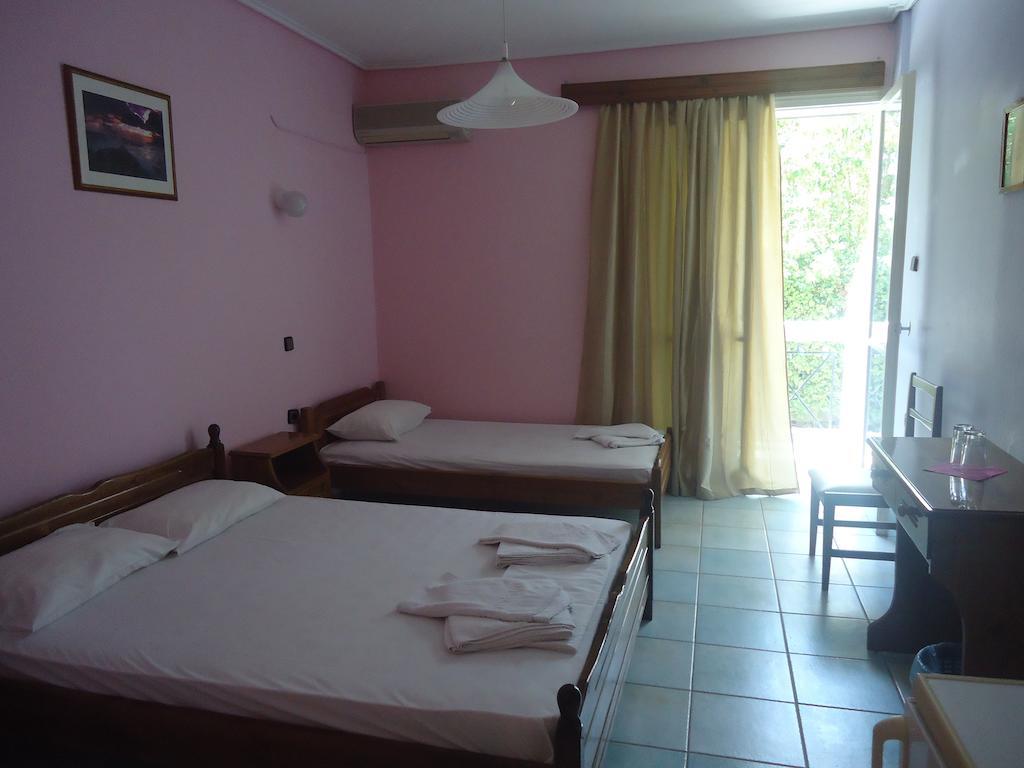 Francisco Beach Hotel Agios Andreas  Eksteriør bilde